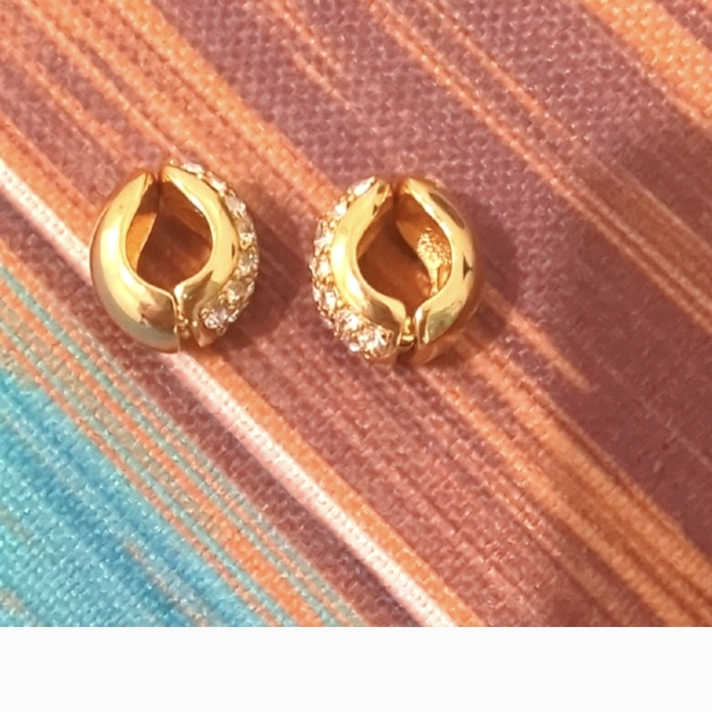 ✨ Vintage E. Pearl Signed Hugger Earrings – Lot of 3 Pairs - Picture 8 of 12